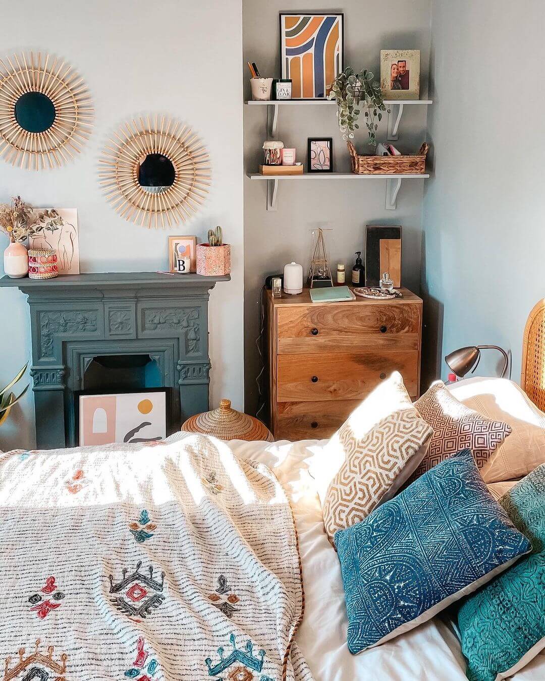 fallback alt text two