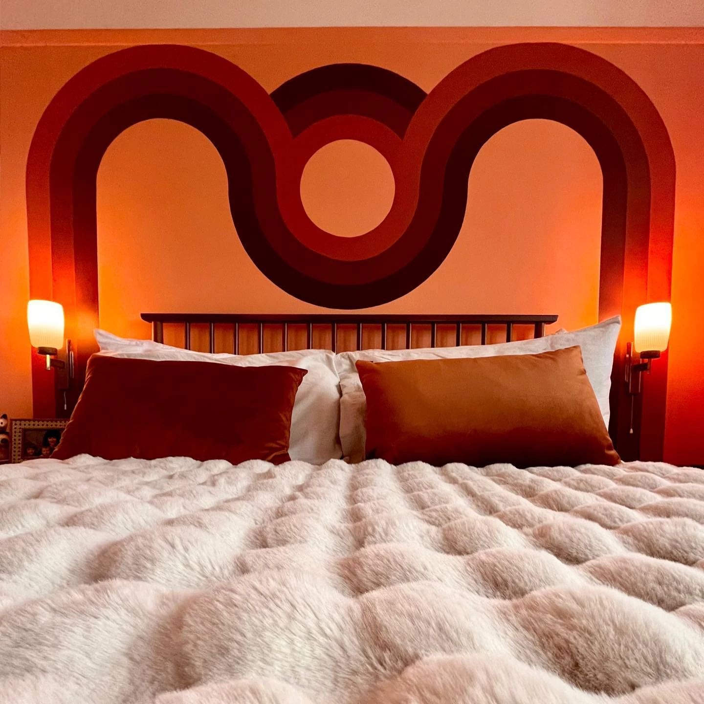 fallback alt text two