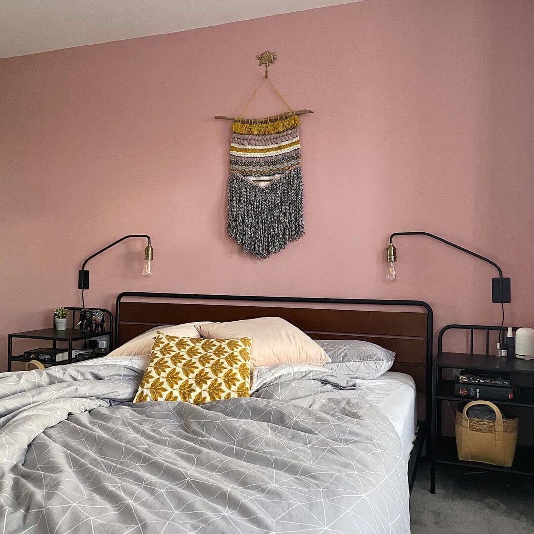 fallback alt text two